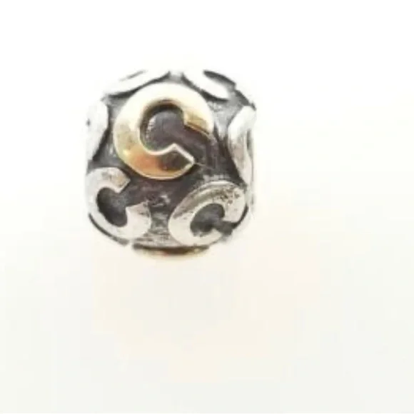 Pandora charm bracelet with 8 available charms - Picture 8 of 10